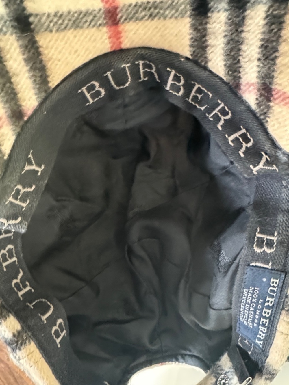 Burberry London 100% Cashmere Beige Plaid Cap with Black and Red Checks - Picture 11 of 15
